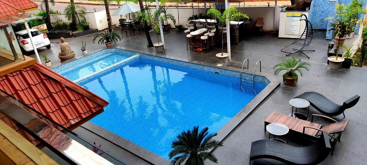 Hotel Goa Continental Arpora Eksteriør bilde