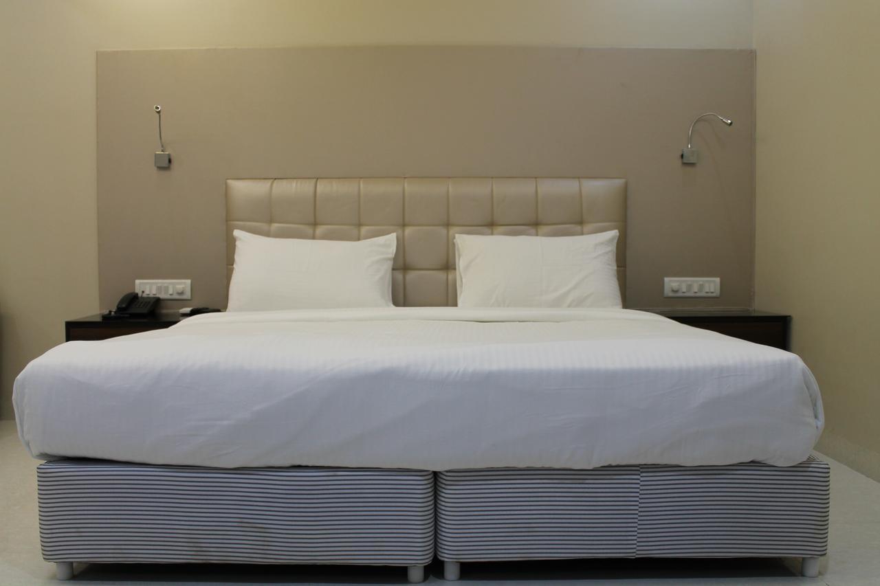 Hotel Goa Continental Arpora Eksteriør bilde